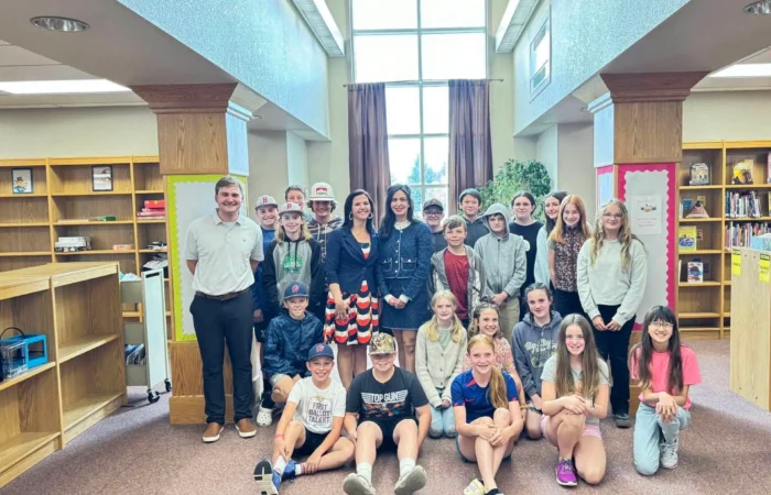 Secretary Christi Jacobsen meets East Helena students; delivers constitutions 7 Montana Secretary of State Christi Jacobsen visits students in East Helena.