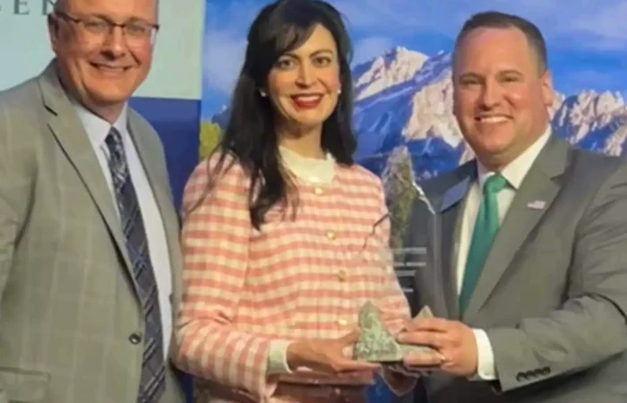 Secretary Christi Jacobsen selected to co-chair the national Business Services Committee 7 Montana Secretary of State Christi Jacobsen received the Elevation Award from the Mountain States Policy Center for making it easier to do business in Montana.